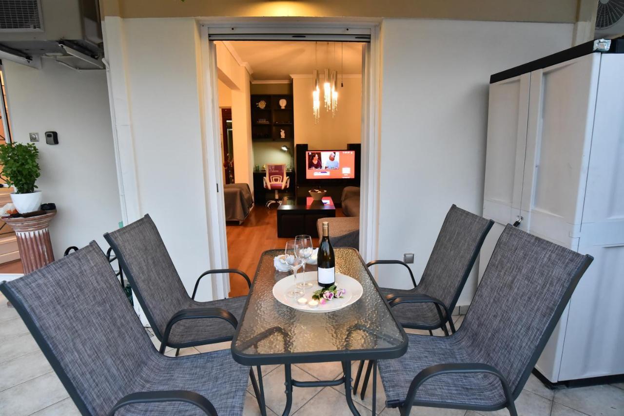 Holiday Blue Apartment Palaiontsiflikion Exterior photo